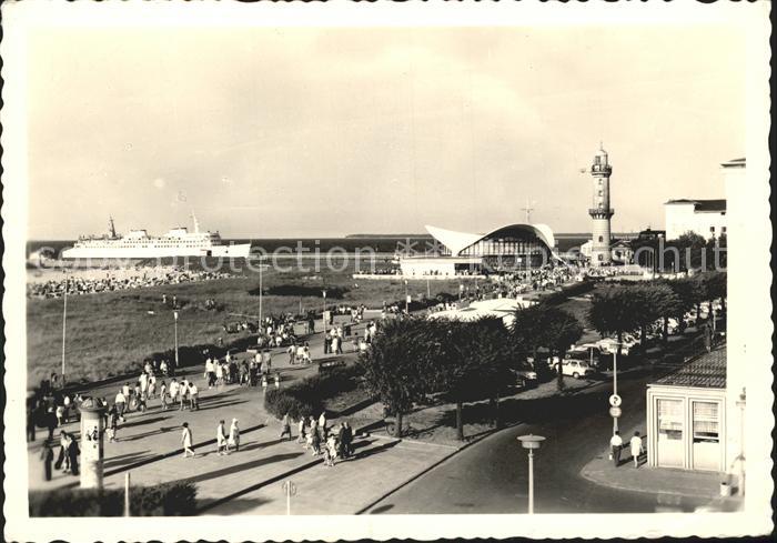 Warnemuende Ostseebad Hafenpartie Kreuzfahrtschiff