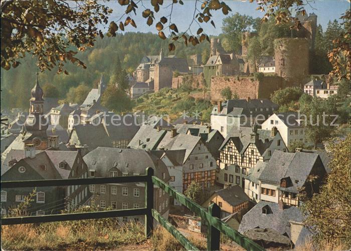 Monschau Montjoie NRW im Naturpark Nordeifel mit Burg
