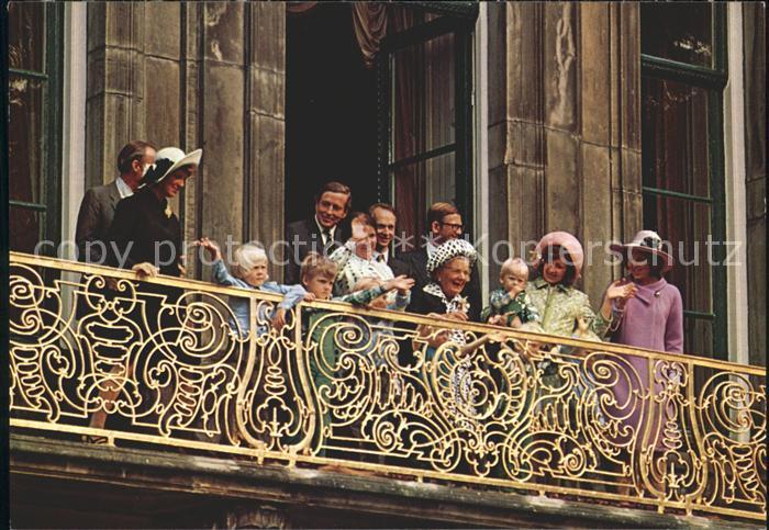 Adel Niederlande Koenigliche Familie Balkon Paleis Lange Voorhout
