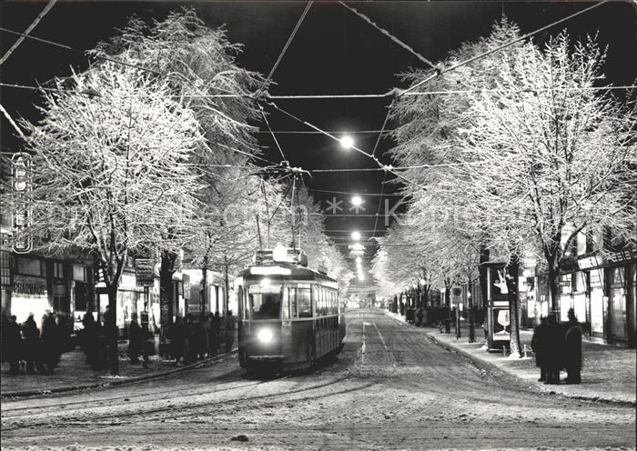 Strassenbahn Zuerich Bahnhofstrasse Winter