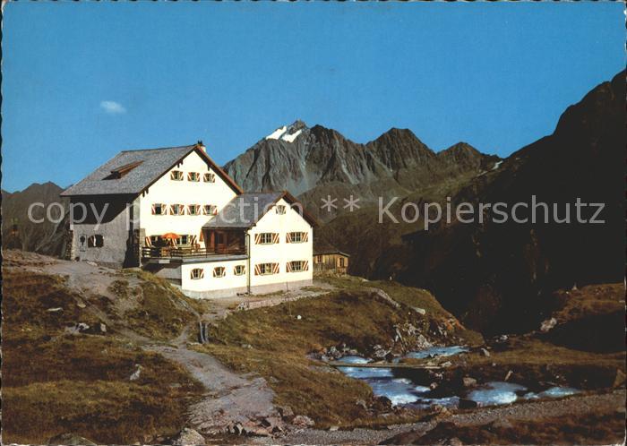 Regensburgerhuette oesterreich Stubaier Alpen