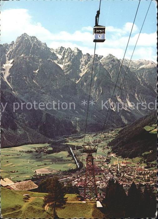 Lienz Tirol Zettersfeldbahn gegen Spitzkofel Lienzer Dolomiten Alpenpanorama