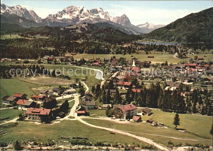 Kruen Blick Barmsee Zugspitze