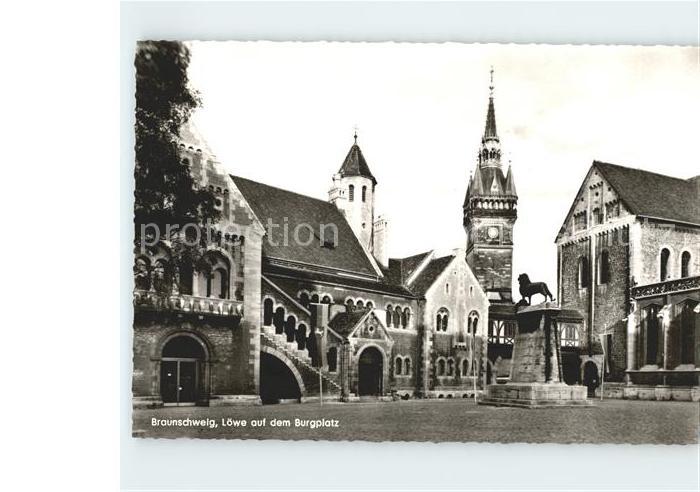BRAUNSCHWEIG  CITY Loewe auf Burgplatz