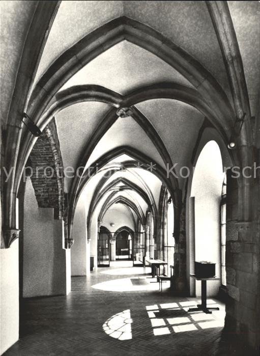 Praha Prahy Prague Staromestska radnice goticke podloubi domu kohouta Miksova