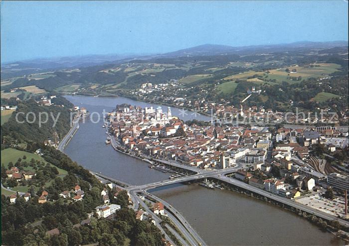 PAssAU Bayern Fliegeraufnahme Drei Fluesse Stadt