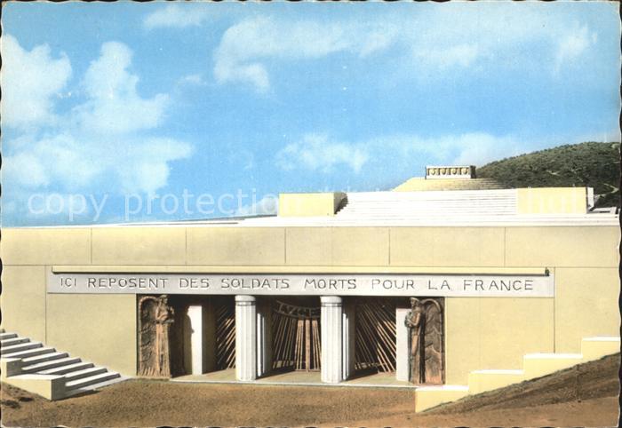 Hartmannswillerkopf Entree de la Crypte du Monument National Vieil Armand