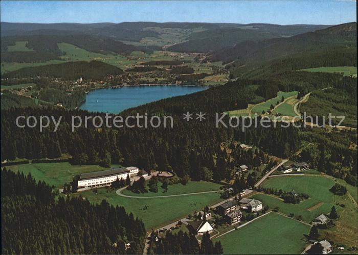 Feldberg Schwarzwald Familien Kurheim Schuppenhoernle mit Titisee Fliegeraufnahm