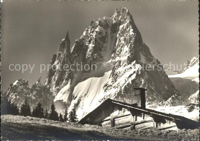 Chamonix Les Grands Charmoz l'Aiguille de la Republique