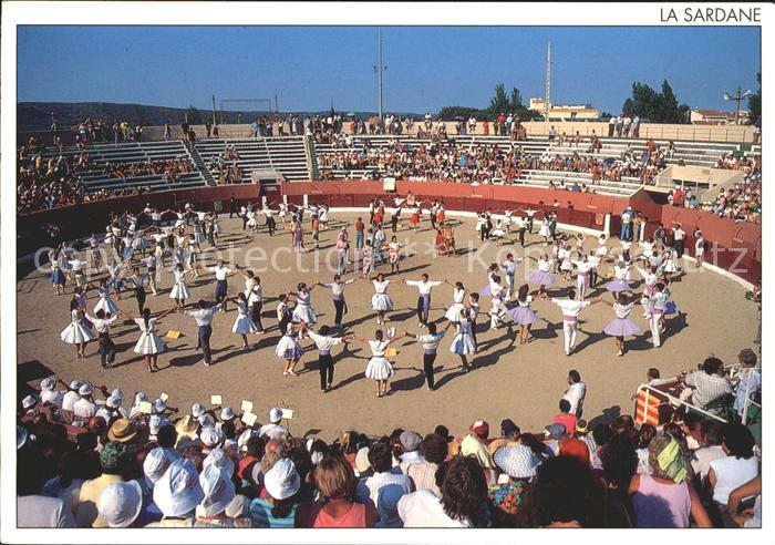 Roussillon-en-Morvan Festival de Sardanes dans les arenes de Ceret