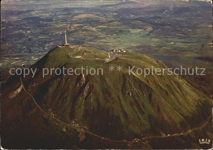 Puy-de-Dome Vue prise par avion