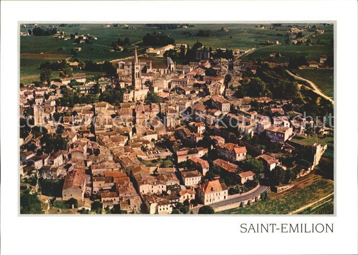 Saint-Emilion Vue generale aerienne