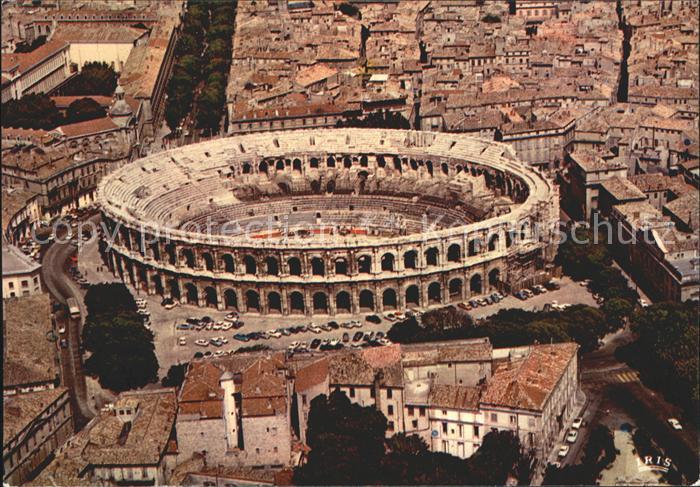 Nimes Fliegeraufnahme der Arena