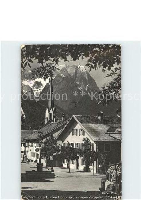 GARMISCH-PARTENKIRCHEN Bayern Floriansplatz mit Zugspitze