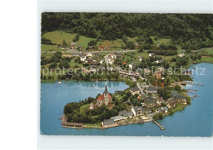 Maria Woerth Woerthersee Wallfahrtskirche und Rosenkranzkapelle Fliegeraufnahme