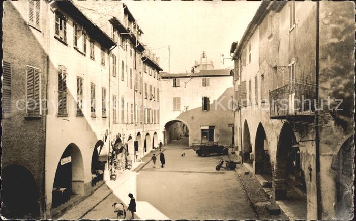 Biot Place des Arcades