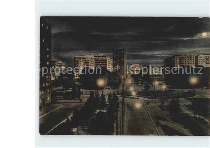 Milano Piazza delle Republica bei Nacht