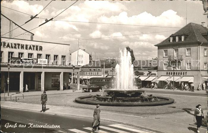 Kaiserslautern Platz Brunnen Pfalztheater