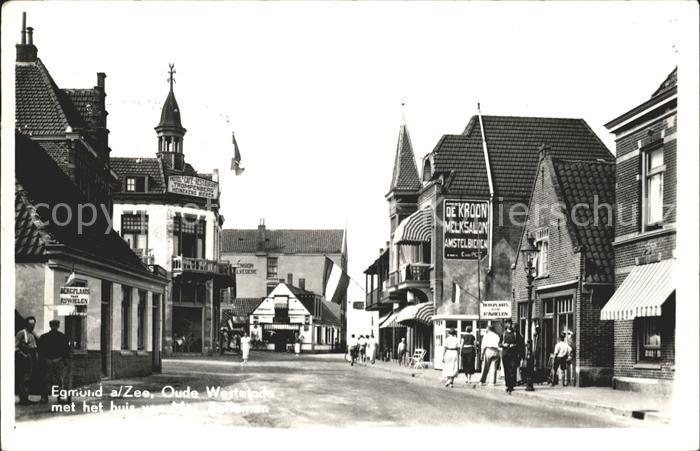 Egmond aan Zee Oude Westeinde met Huis Belleman