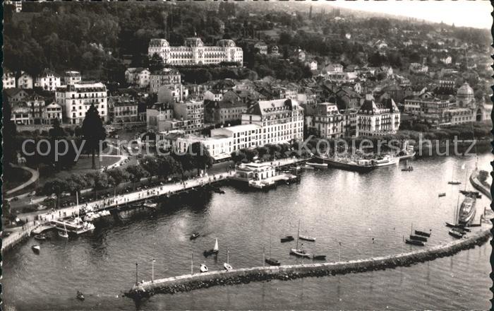 Evian-les-Bains Haute Savoie Vue aerienne sur le Port et les Hotels
