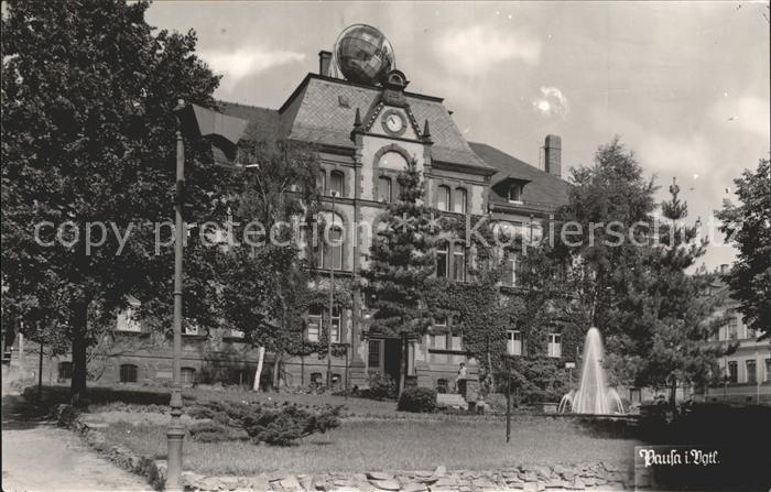 Pausa Rathaus Brunnen Wahrzeichen