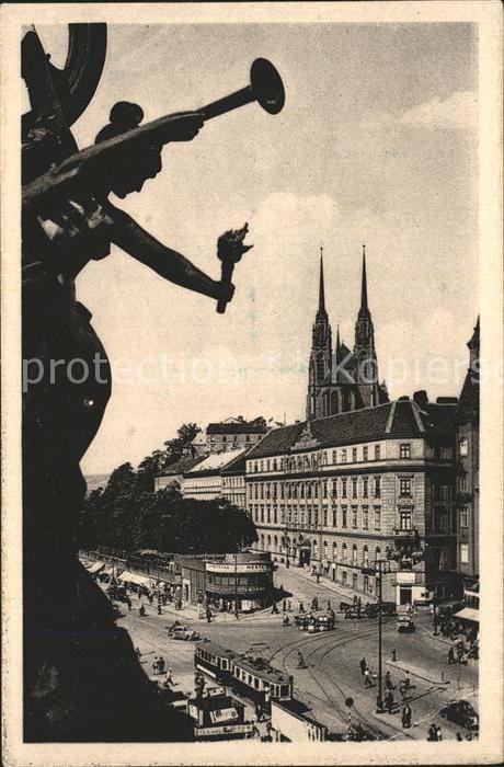 Bruenn Brno Bahnhof Strassenbahn Skulptur