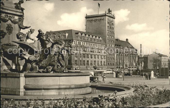 LEIPZIG Sachsen Karl Marx Platz Hochhaus Mendebrunnen Messestadt