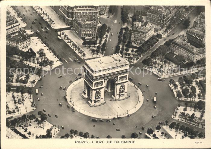 Paris Arc de Triomphe vue aerienne