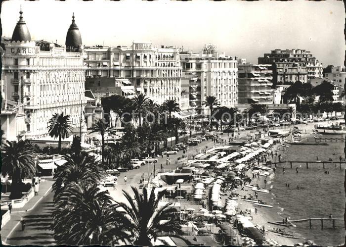 Cannes Alpes-Maritimes Les Hotels et la Plage Cote d Azur