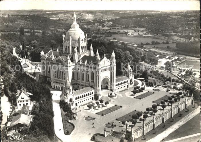 Lisieux Basilique vue aerienne