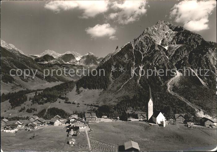 Mittelberg Kleinwalsertal Schafalpenkoepfe Zwoelferkopf