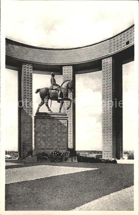 NIEUPORT Nieuwpoort West-Vlaanderen Belgie Gedenkstein Koenig Albert