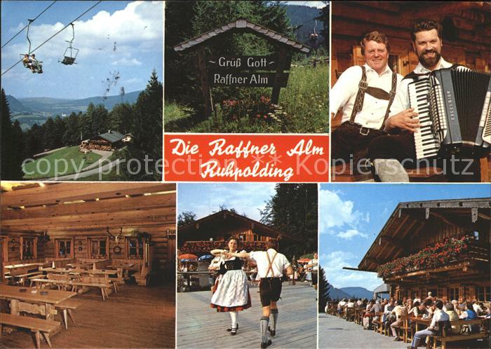 Ruhpolding Bayern Raffner Alm Tanz in Tracht Sessellift