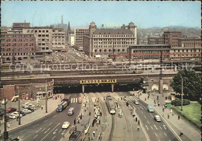 Essen Ruhr Freiheit mit Bahnhofsvorplatz