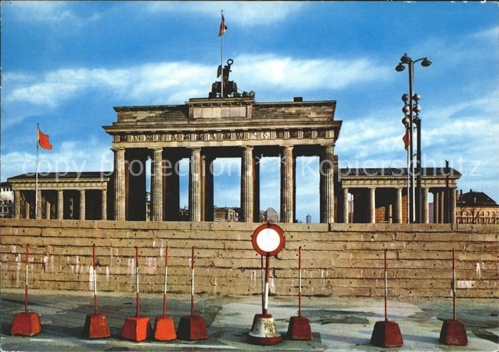 Berliner Mauer Berlin Wall Brandenburger Tor mit Mauer