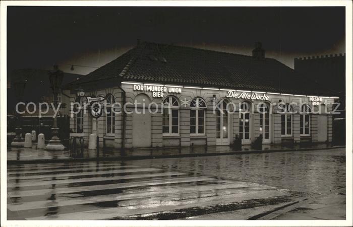 Gebaeude und Architektur Dortmunder Union Bier Die Alte Wache Holsten Bier