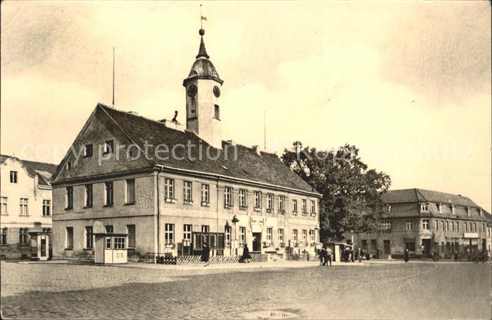 Zehdenick Marktplatz mit Rathaus