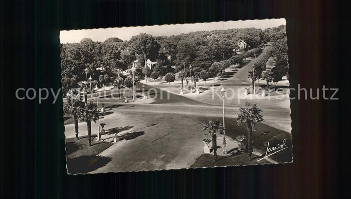 La Baule-les-Pins Place des Palmiers