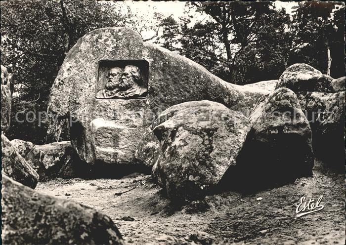 Fontainebleau Seine et Marne Foret Monument des Peintres Millet et Rousseau
