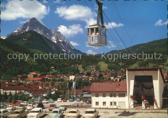 Mittenwald Bayern Karwendelbahn Talstation gegen Wettersteinspitze