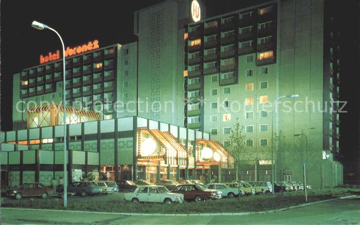Brno Bruenn Interhotel Voronez bei Nacht
