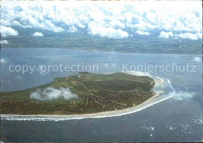 Langeoog Nordseebad Blick aus etwa 2000 m im Hintergrund Festland Fliegeraufnahm