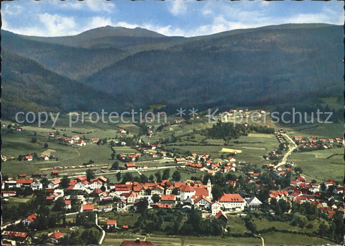 Bodenmais Hoehenluftkurort Bayerischer Wald mit Grosser Arber Fliegeraufnahme