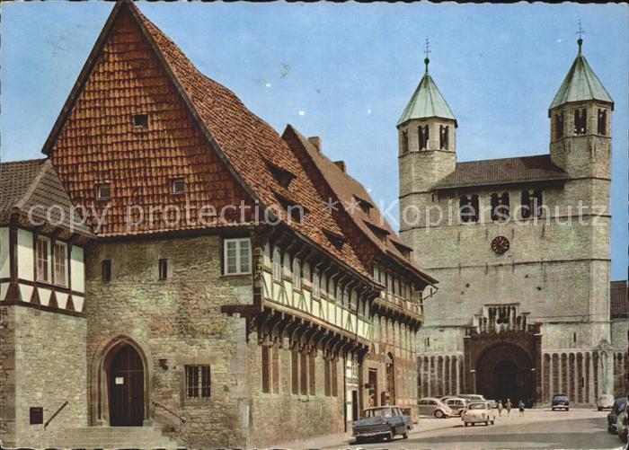 Bad Gandersheim Roswithastadt Marktplatz mit Stiftskirche