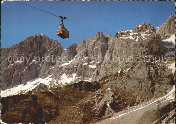 Filzmoos Dachsteinsuedwand Seilbahn Hunerkogel Hoher Dachstein Bergstation