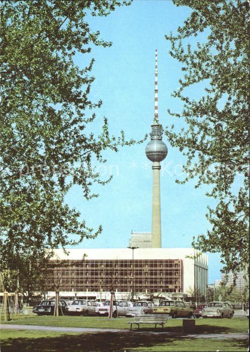 BERLIN CITY Fernsehturm Palast der Republik