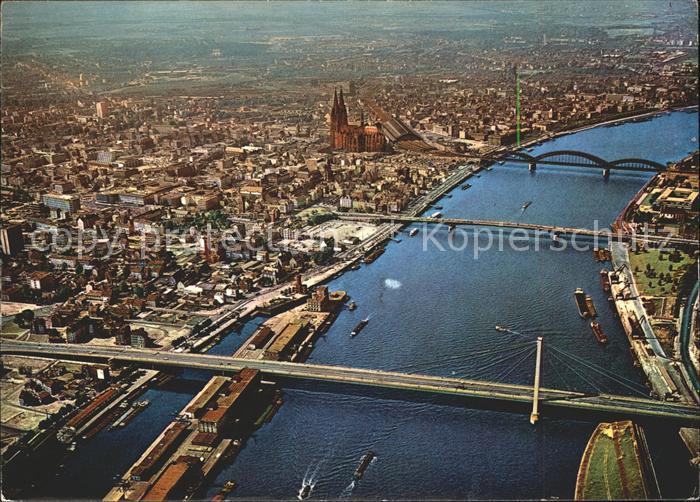 Koeln Rhein Rheinufer Dom