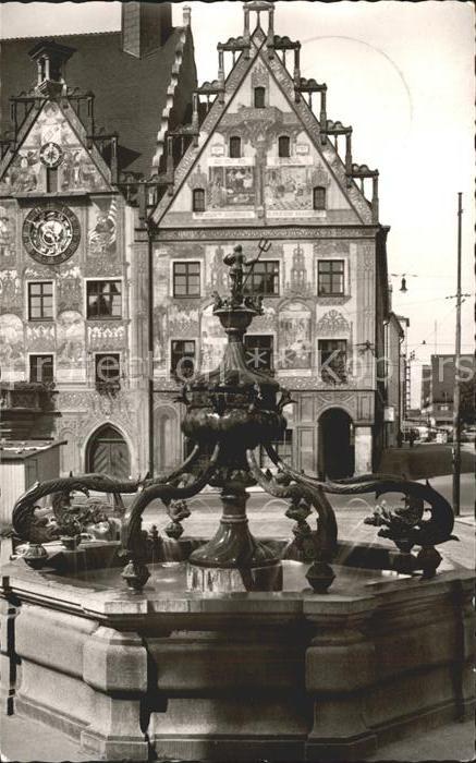 Ulm Donau Delphinbrunnen Rathaus