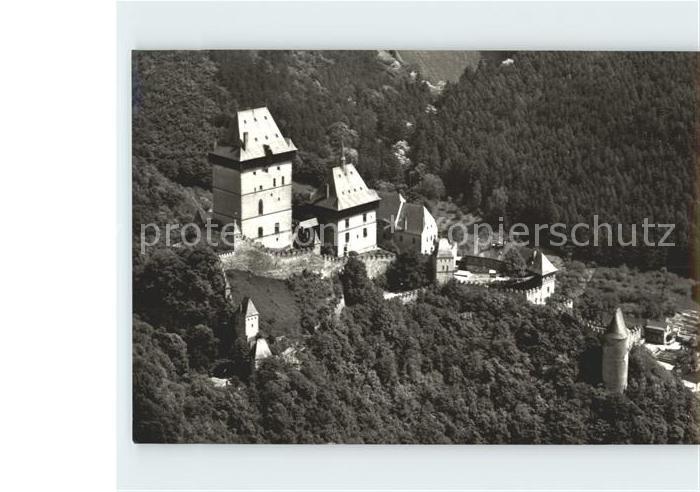 Karlstejn Schloss Fliegeraufnahme