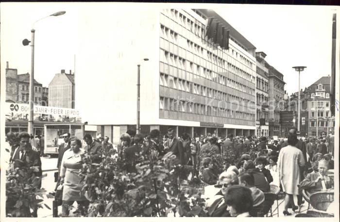 LEIPZIG Sachsen Strassenansicht Cafe Geschaefte